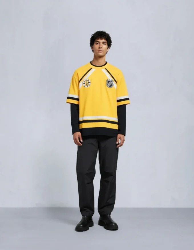 Nhl X Moose Knuckles Bruins Tee Nhl X Moose Knuckles Bruins Tee